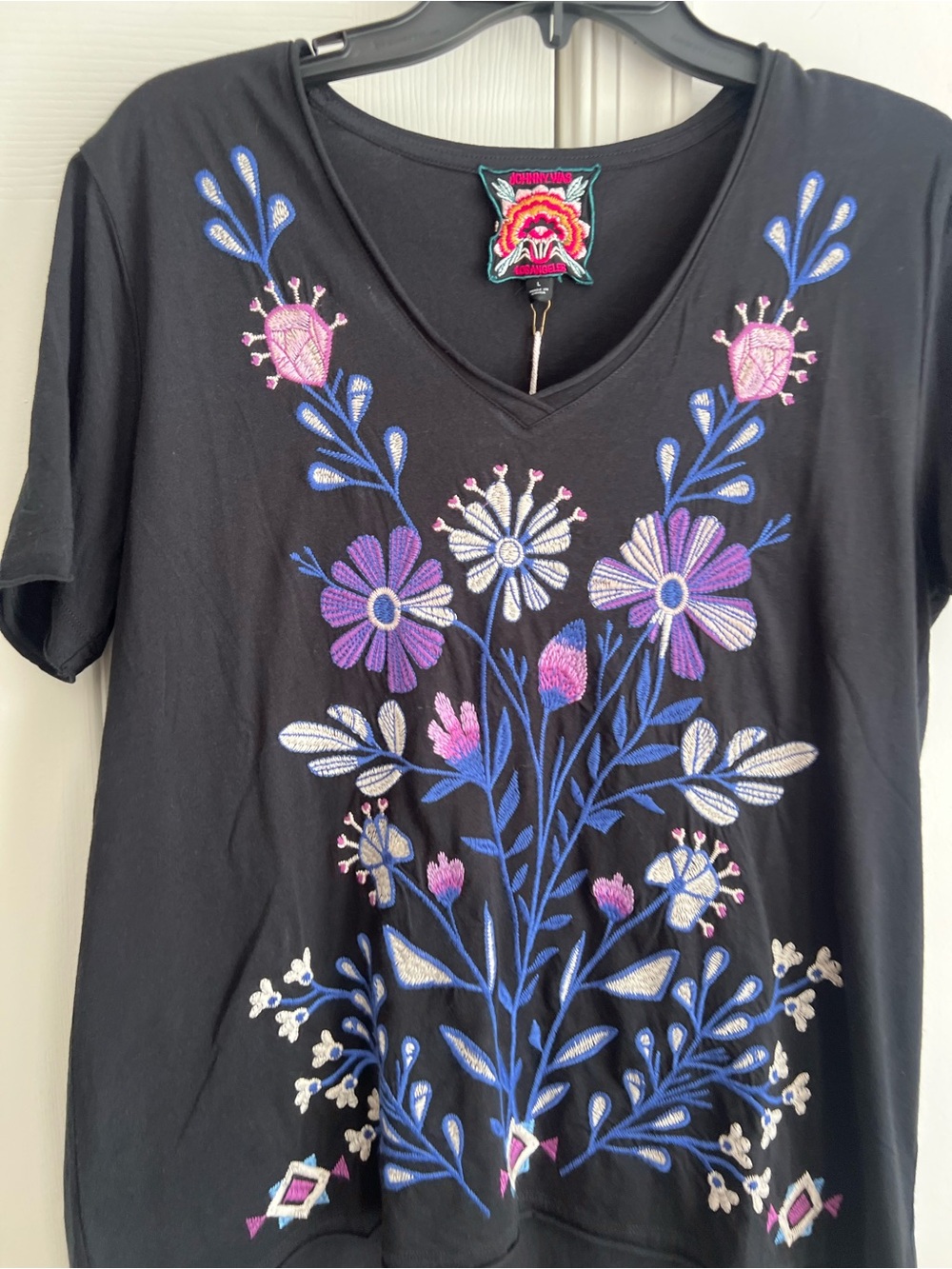 Johnny Was Black Short-Sleeve V-Neck Top Adina everyday tee L - Picture 2 of 11